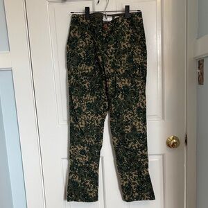 Hei Hei Green and Tan Camouflage/Floral Pants. Like new. Perfect condition.
